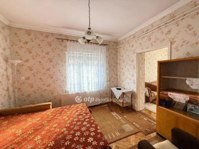 Eladó családi ház Maglód