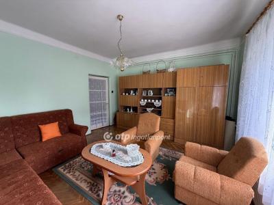 Eladó családi ház Maglód