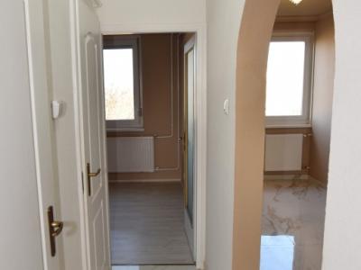 Eladó lakás Debrecen