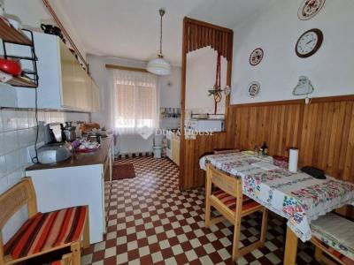 Eladó családi ház Budapest