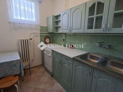 Eladó lakás Hatvan