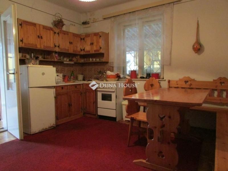 Eladó családi ház Pilis