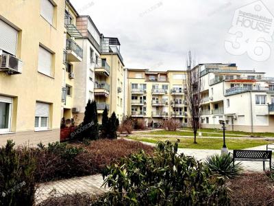 Eladó lakás Kecskemét