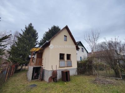 Eladó családi ház Péteri