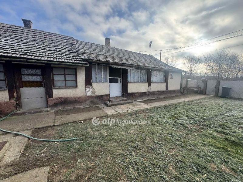 Eladó családi ház Hosszúpályi