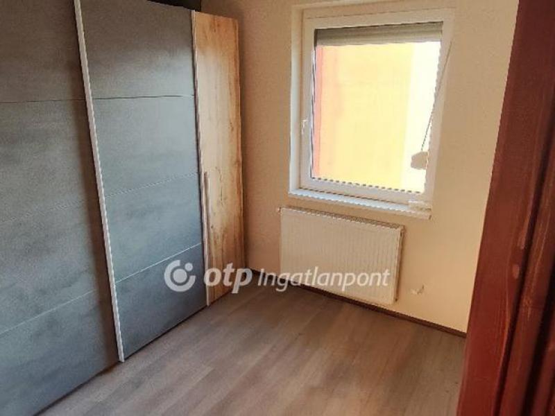 Eladó lakás Berettyóújfalu