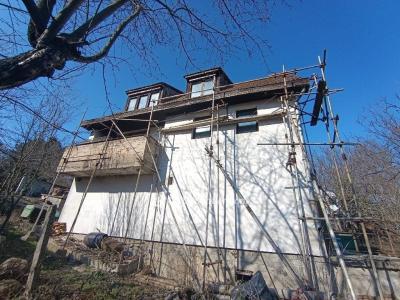 Eladó családi ház Érd