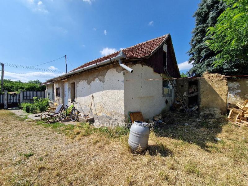 Eladó családi ház Bagamér