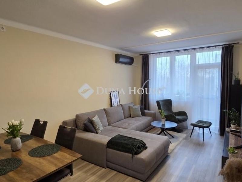 Eladó lakás Kecskemét