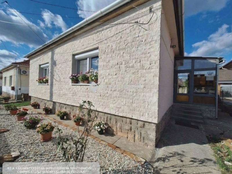 Eladó családi ház Pécs