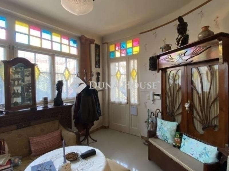 Eladó családi ház Budapest