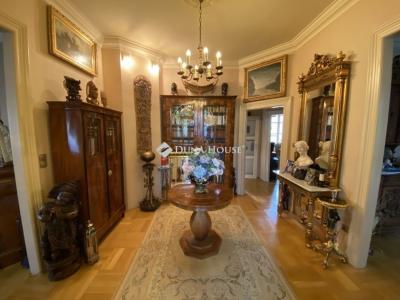 Eladó családi ház Budapest