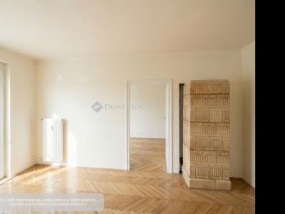 Eladó lakás Bicske