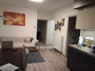 Eladó ikerház Érd