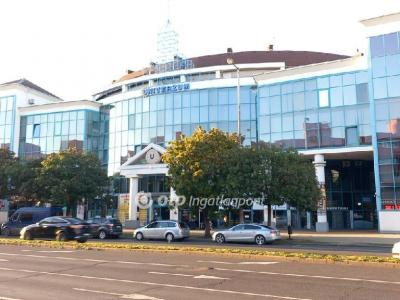 Eladó üzlethelység üzletházban Nyíregyháza