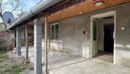 Eladó családi ház Szentes