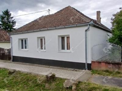 Eladó családi ház Batyk