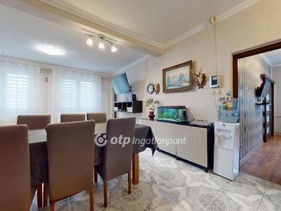 Eladó családi ház Nyírbátor