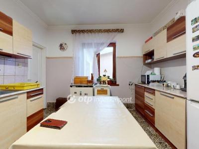 Eladó családi ház Nyírbátor