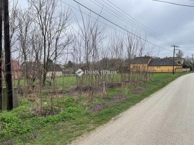Eladó lakóövezeti telek Pilis