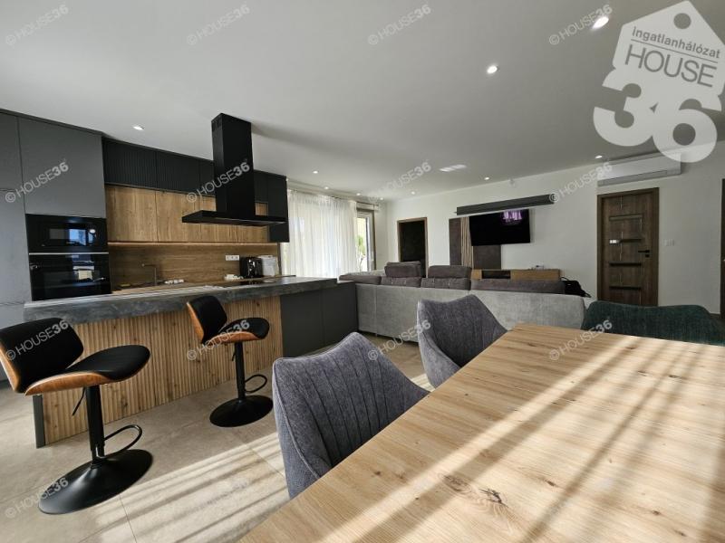 Eladó családi ház Kecskemét