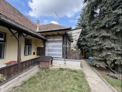Eladó családi ház Érd