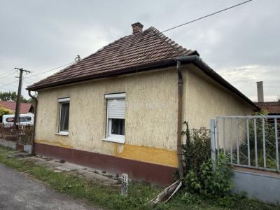 Eladó családi ház Dunavecse