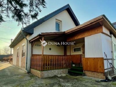 Eladó családi ház Budapest