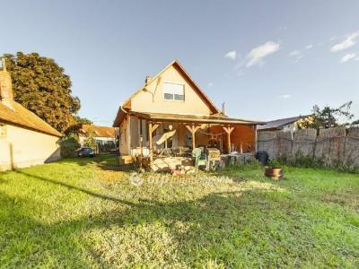 Eladó családi ház Hatvan