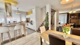 Eladó családi ház Pécs