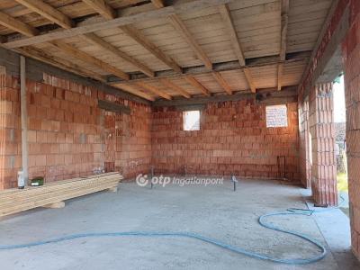 Eladó családi ház Berettyóújfalu