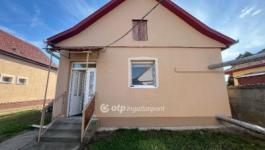 Eladó családi ház Berettyóújfalu