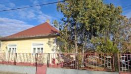 Eladó családi ház Berettyóújfalu