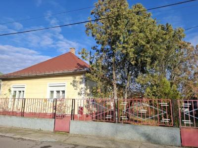 Eladó családi ház Berettyóújfalu