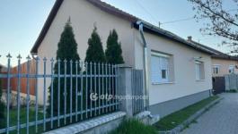 Eladó családi ház Polgár