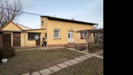 Eladó családi ház Budapest