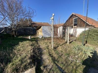 Eladó családi ház Pécel