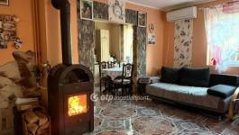 Eladó családi ház Gárdony