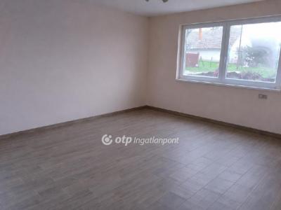 Eladó családi ház Szabadegyháza