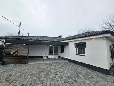 Eladó családi ház Szolnok