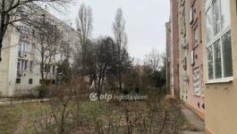 Eladó lakás Szolnok