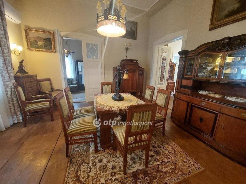 Eladó családi ház Hódmezővásárhely