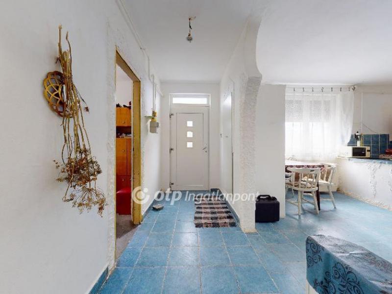 Eladó családi ház Geszteréd