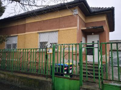 Eladó családi ház Budapest