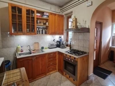 Eladó családi ház Budapest