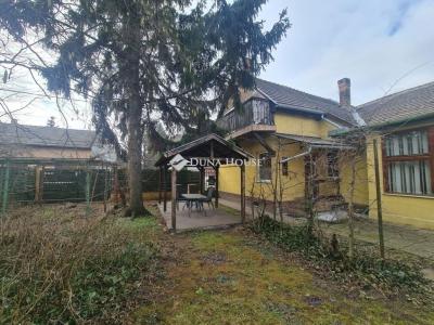 Eladó családi ház Budapest