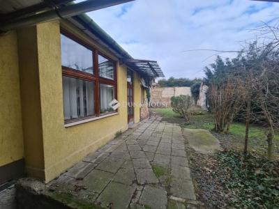 Eladó családi ház Budapest