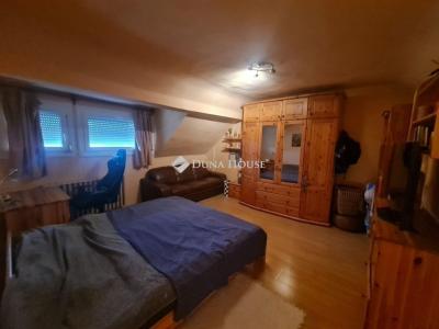 Eladó családi ház Budapest