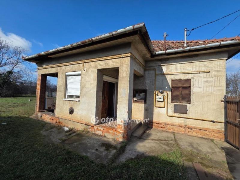 Eladó családi ház Orosháza