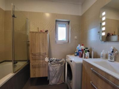 Eladó lakás Siófok